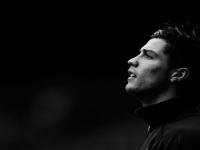 开云体育app-F1新赛季揭幕战之夜，卡拉斯科展现巨星价值，一骑绝尘的传奇序章