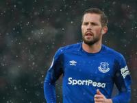 开云APP-赛道上的控球后卫，当哈利伯顿在F1街道赛打穿猛龙