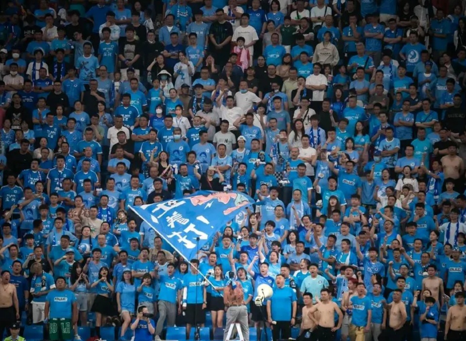 激烈较量在即，球迷们期待双方大比拼