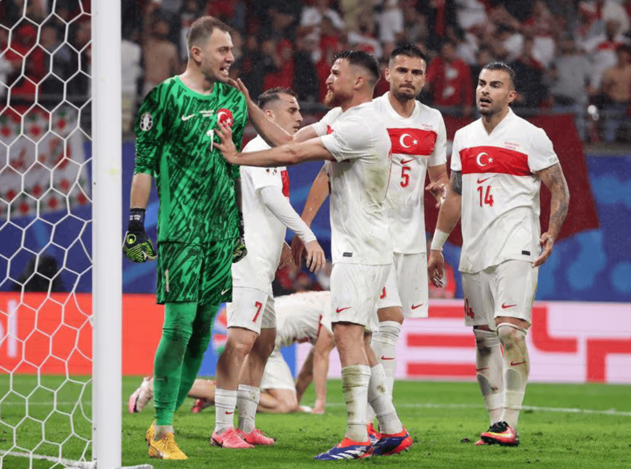 包含欧洲杯资格赛多支球队势均力敌,擂台对决激烈的词条 包含欧洲杯资格赛多支球队势均力敌,擂台对决激烈的词条