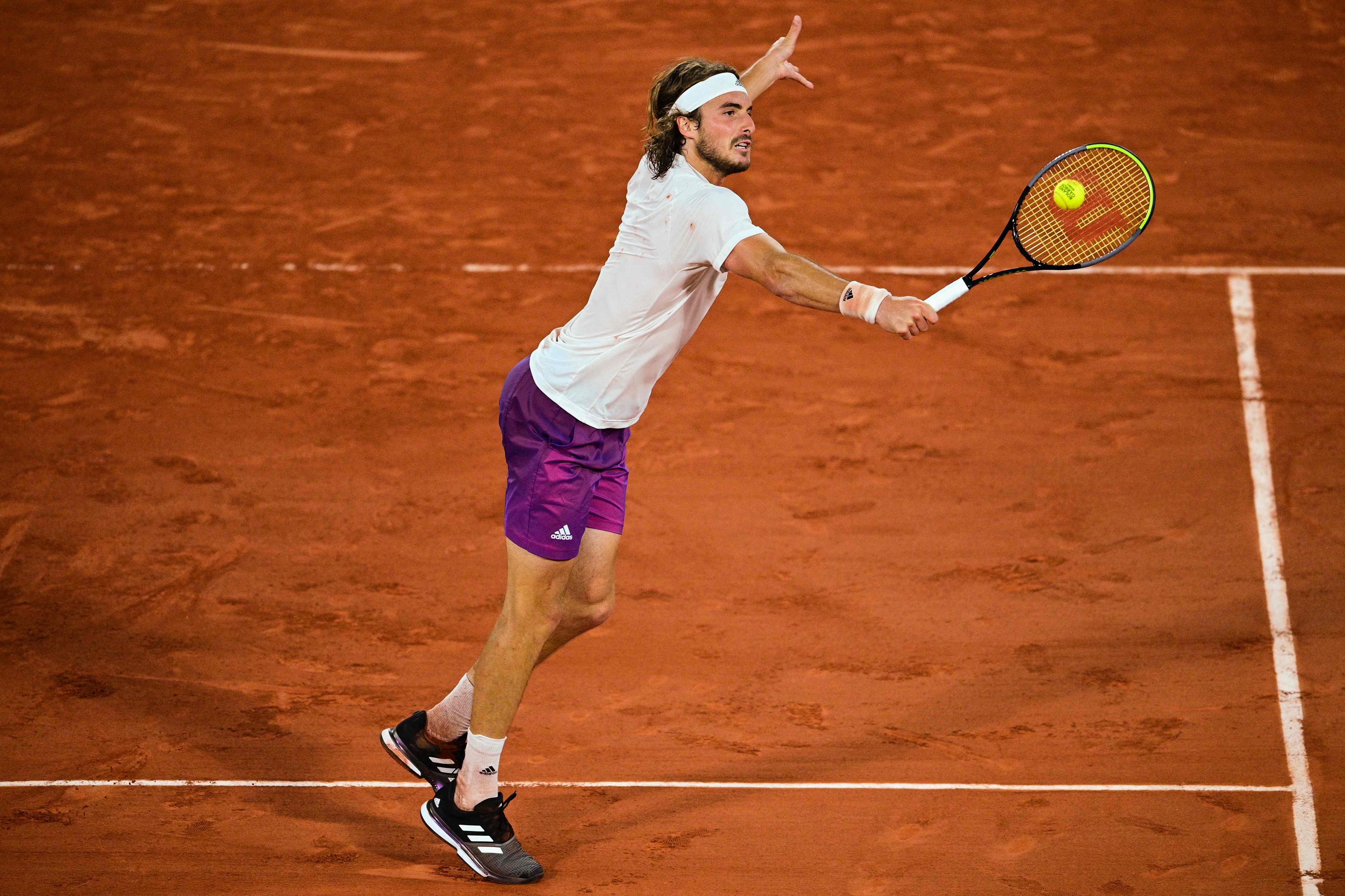 英国网球队绝杀美国网球队,西西帕斯送出助攻的简单介绍 英国网球队绝杀美国网球队,西西帕斯送出助攻的简单介绍