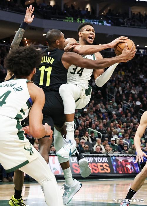 雄鹿客场击败快船，稳居东部第一