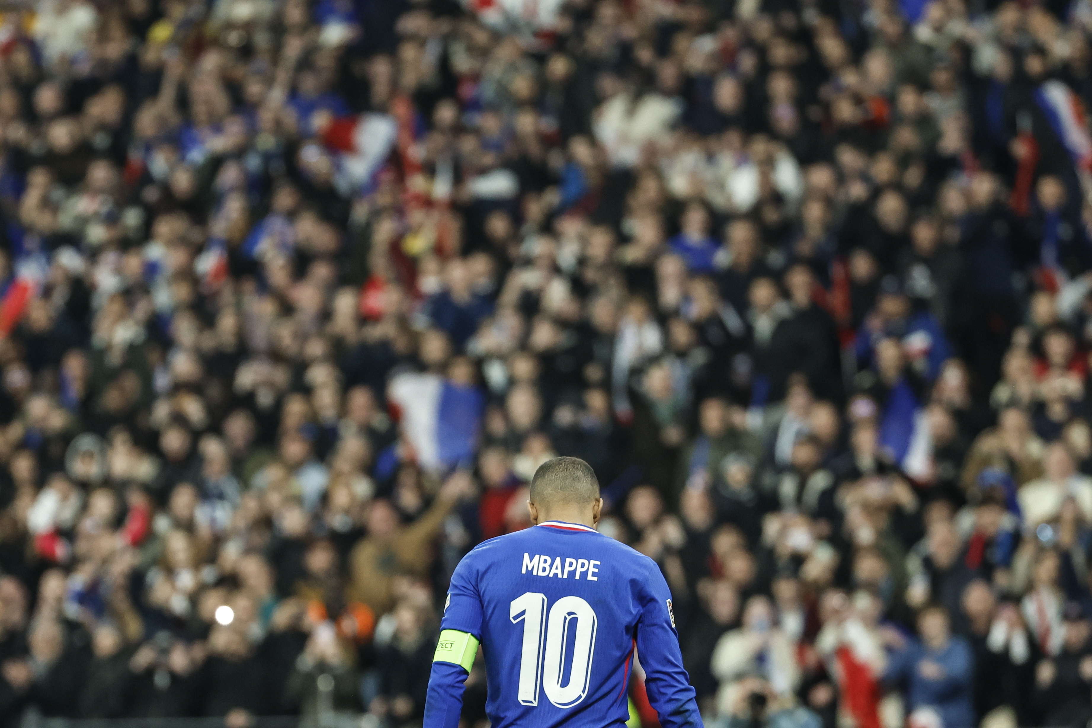 关于法国队击败瑞典，取得欧国联资格赛开门红的信息